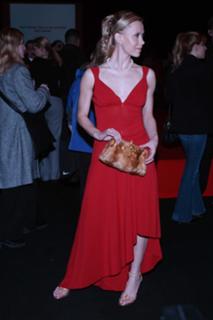 Oksana Baiul feet photo 12