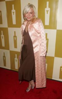 Oksana Baiul feet photo 7