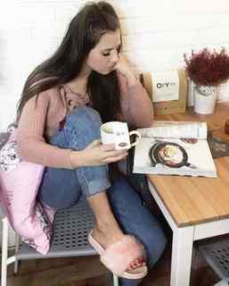 Ola Nowak feet photo 4