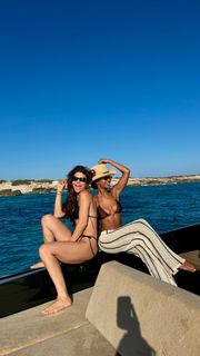 Olcay Gulsen feet photo 1