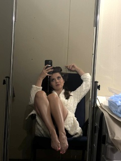 Olesya Ivanchenko feet photo thumbnail