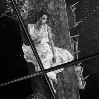 Olesya Rulin feet photo thumbnail