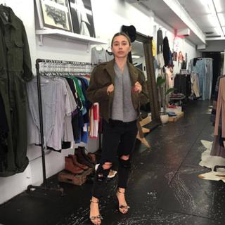 Olesya Rulin feet photo thumbnail