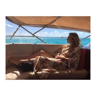 Olesya Rulin feet photo thumbnail