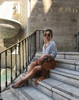 Olesya Rulin feet photo thumbnail