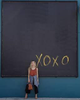 Olesya Rulin feet photo thumbnail