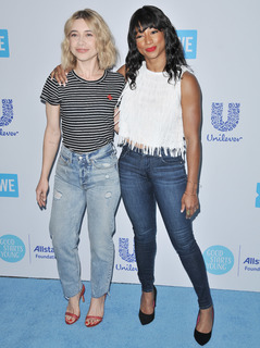 Olesya Rulin feet photo thumbnail