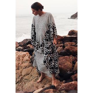 Olesya Rulin feet photo thumbnail