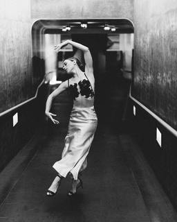 Olesya Rulin feet photo thumbnail