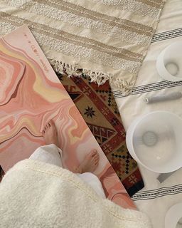 Olesya Rulin feet photo thumbnail