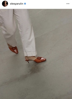 Olesya Rulin feet photo thumbnail