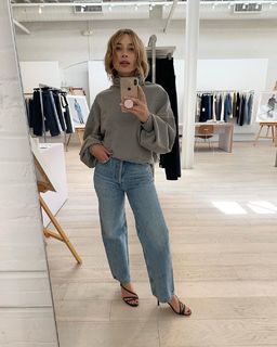 Olesya Rulin feet photo thumbnail