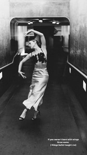 Olesya Rulin feet photo thumbnail