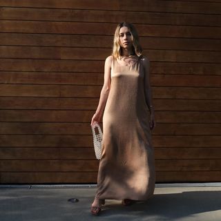 Olesya Rulin feet photo thumbnail