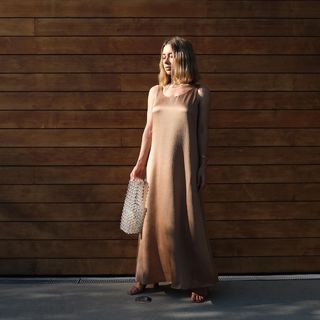 Olesya Rulin feet photo thumbnail