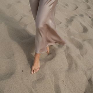 Olesya Rulin feet photo thumbnail