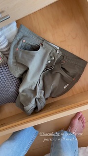 Olesya Rulin feet photo thumbnail