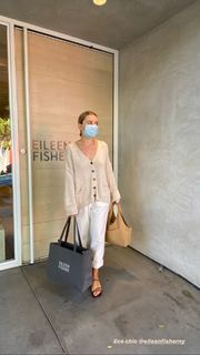 Olesya Rulin feet photo thumbnail