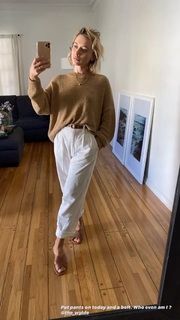 Olesya Rulin feet photo thumbnail