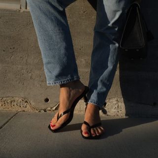 Olesya Rulin feet photo thumbnail