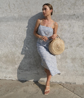 Olesya Rulin feet photo thumbnail