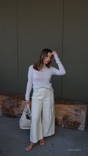 Olesya Rulin feet photo thumbnail