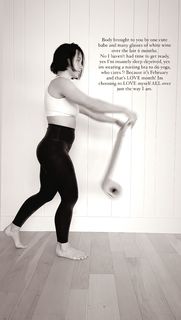 Olesya Rulin feet photo thumbnail