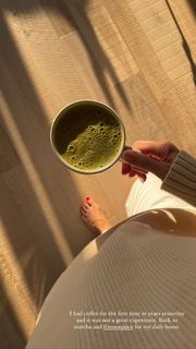 Olesya Rulin feet photo thumbnail