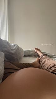 Olesya Rulin feet photo thumbnail