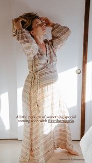 Olesya Rulin feet photo thumbnail