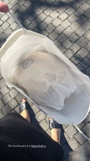 Olesya Rulin feet photo thumbnail