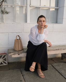 Olesya Rulin feet photo thumbnail