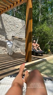 Olesya Rulin feet photo thumbnail