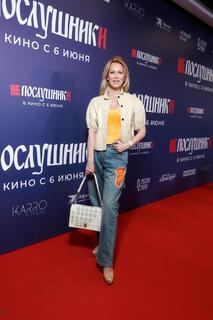 Olesya Sudzilovskaya feet photo 11