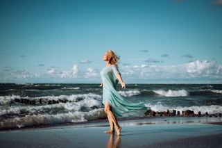 Olesya Sudzilovskaya feet photo 3