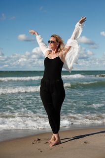 Olesya Sudzilovskaya feet photo 10
