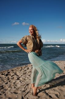 Olesya Sudzilovskaya feet photo 6