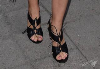 Olga Boladz feet photo 12
