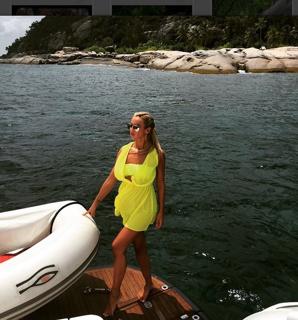 Olga Buzova feet photo thumbnail