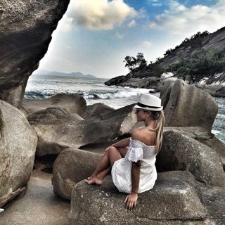 Olga Buzova feet photo thumbnail