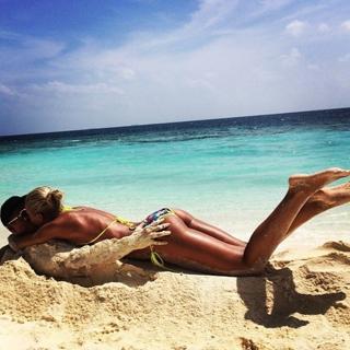 Olga Buzova feet photo thumbnail