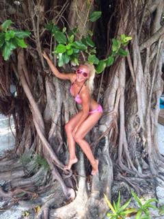 Olga Buzova feet photo thumbnail