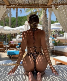 Olga Buzova feet photo thumbnail