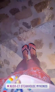 Olga Buzova feet photo thumbnail