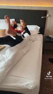 Olga Buzova feet photo thumbnail