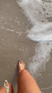 Olga Buzova feet photo thumbnail