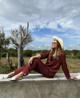 Olga Buzova feet photo thumbnail