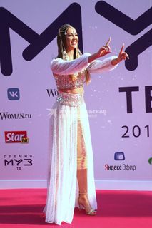 Olga Buzova feet photo thumbnail