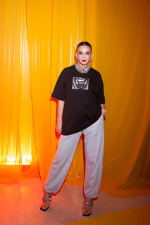 Olga Buzova feet photo thumbnail