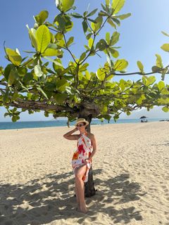 Olga Buzova feet photo thumbnail